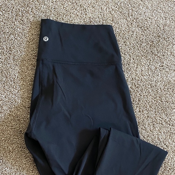 lululemon athletica Pants - 25” wunder under in great condition